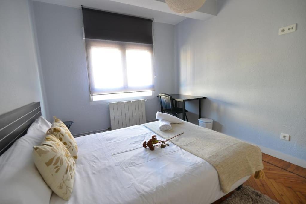 El Apartamento De San Manolo By Just Room ซานตานเดร์ ภายนอก รูปภาพ