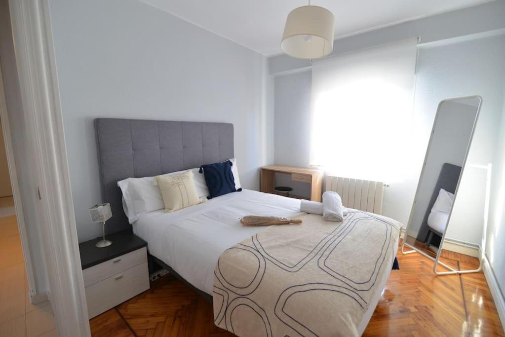 El Apartamento De San Manolo By Just Room ซานตานเดร์ ภายนอก รูปภาพ
