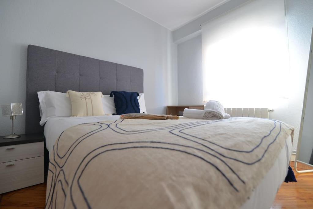 El Apartamento De San Manolo By Just Room ซานตานเดร์ ภายนอก รูปภาพ