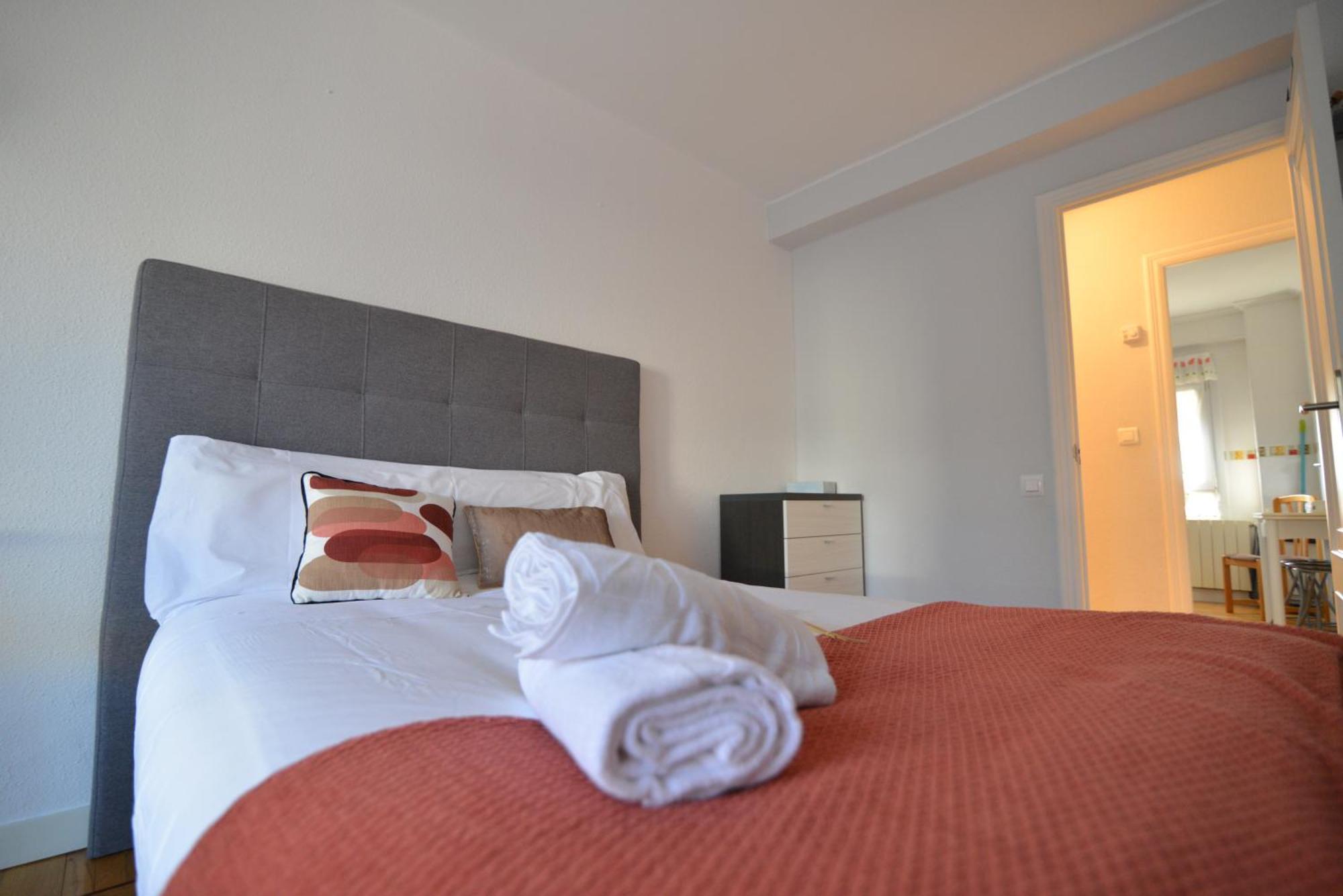 El Apartamento De San Manolo By Just Room ซานตานเดร์ ภายนอก รูปภาพ