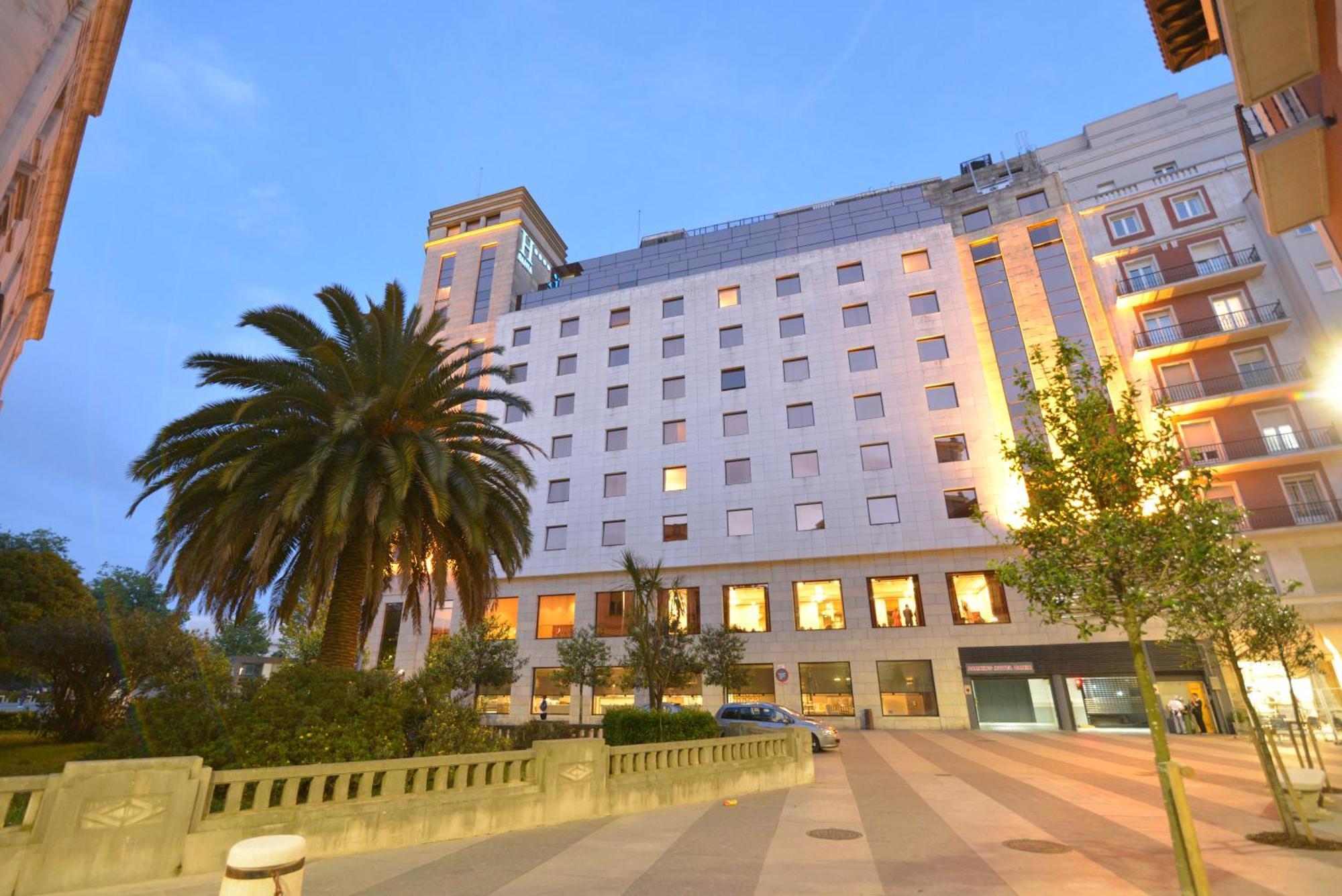 El Apartamento De San Manolo By Just Room ซานตานเดร์ ภายนอก รูปภาพ