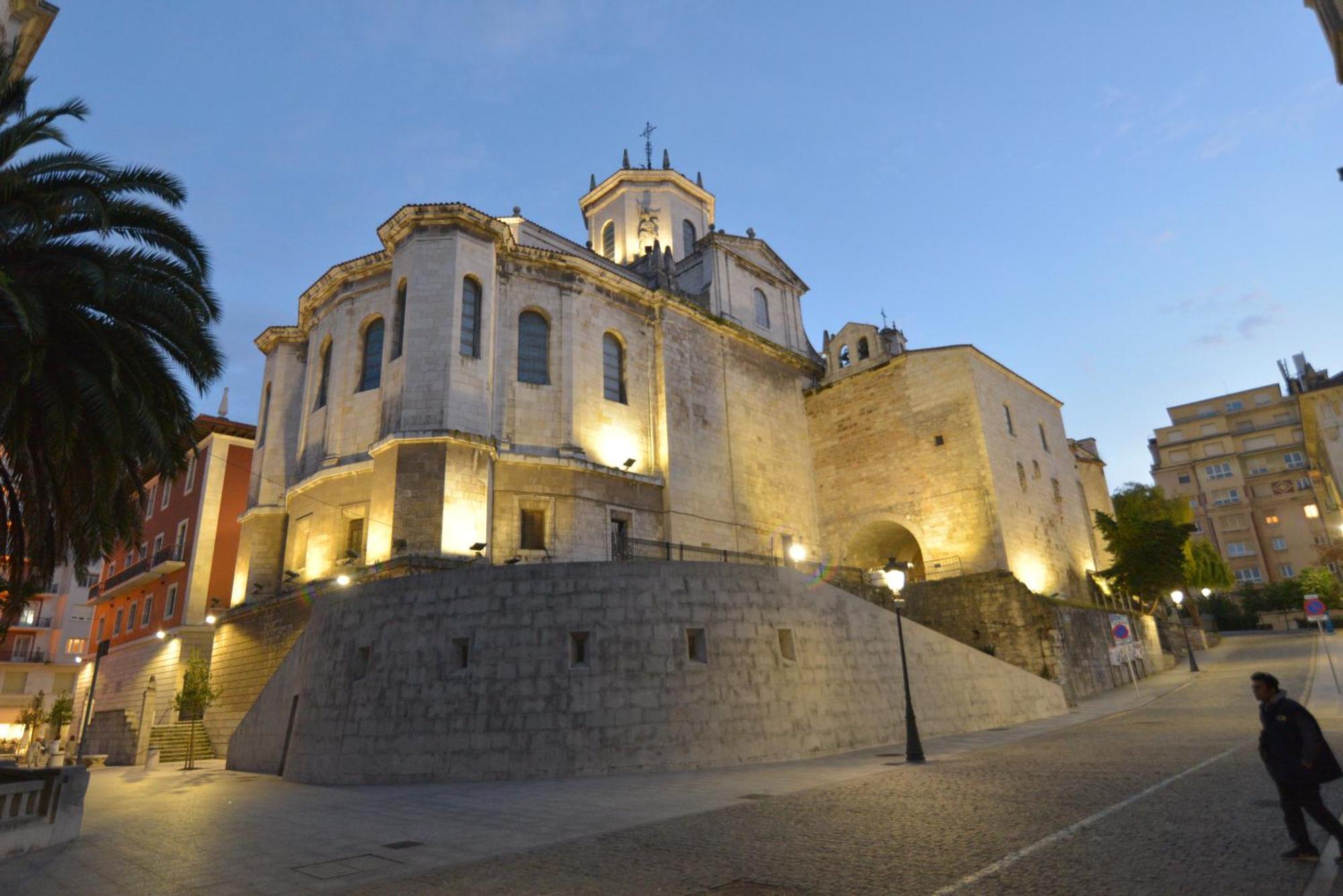 El Apartamento De San Manolo By Just Room ซานตานเดร์ ภายนอก รูปภาพ
